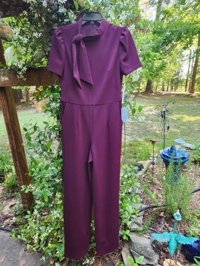 Maggy London Plum Tie-Neck Short Sleeve Jumpsuit -SZ4